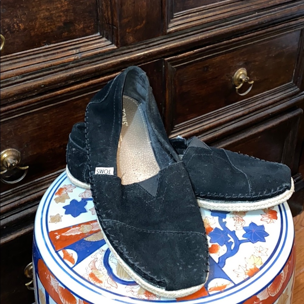 Toms black suede